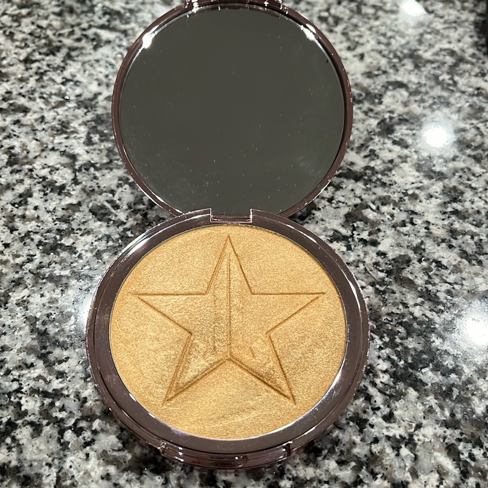 Jeffrey Star Skin Frost